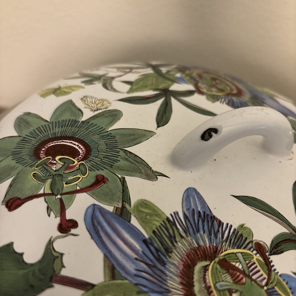 Portmeirion Botanic Garden Enameled Dutch Oven Blue Passion Flower Design Large - Picture 6 of 9